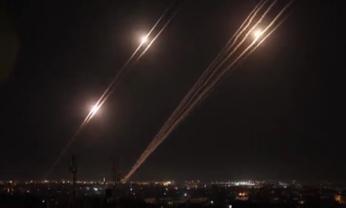 Kelompok Perlawanan Palestina Tembakan 1000 Lebih Roket Sebagai Tanggapan Agresi Israel Di Gaza